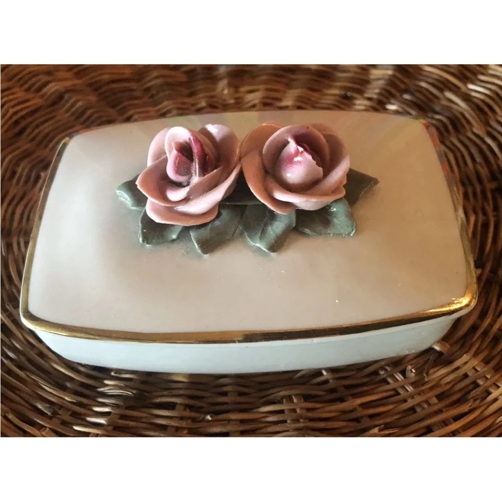 Vintage AJ Uffrecht Bone China Trinket Box Pink Rose Gold‎ Leaf Trim Germany